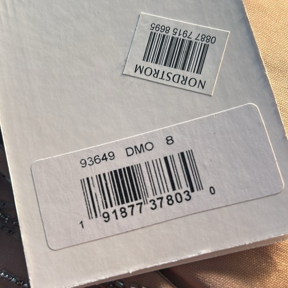 Mac Duggal  93649 NWT BEADED CAP SLEEVE COLUMN MIDI DRESS - Picture 9 of 12